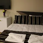 Goeruer Otel