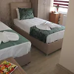 Goeruer Hotel
