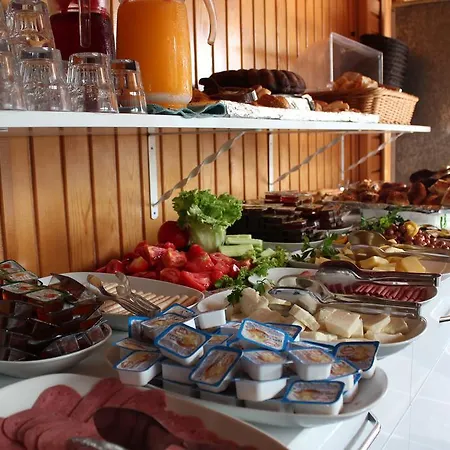 Otel Goeruer