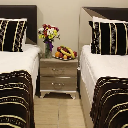 Otel Goeruer 3*